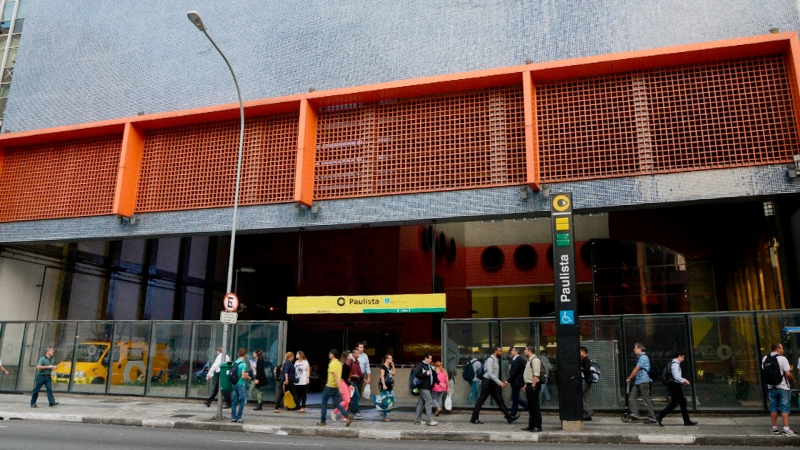 No Dia Mundial do C&acirc;ncer, SBOC leva campanha de preven&ccedil;&atilde;o a metr&ocirc; de S&atilde;o Paulo